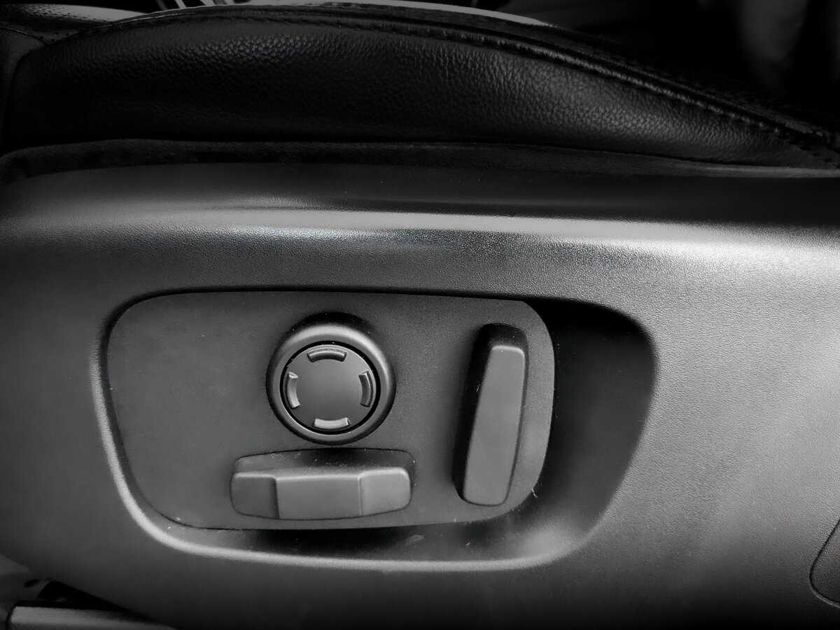 Land Rover Discovery 2019 года с пробегом. Фото: #20