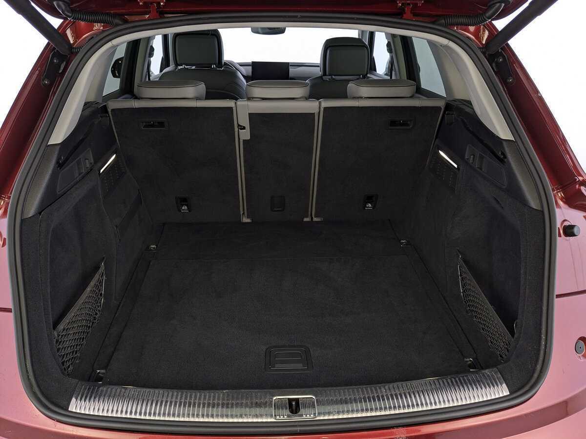 Audi Q5 2021 года с пробегом. Фото: #9