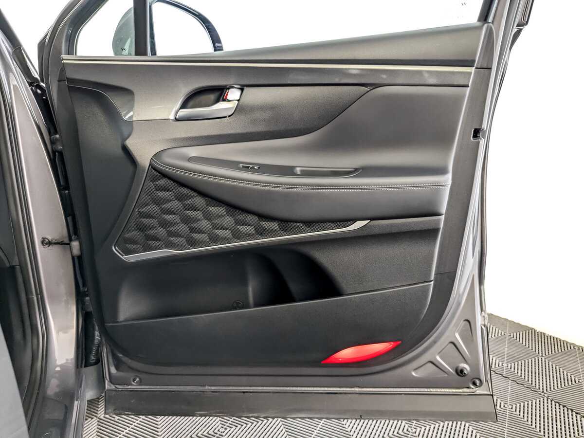 Hyundai Santa Fe 2021 года с пробегом. Фото: #24