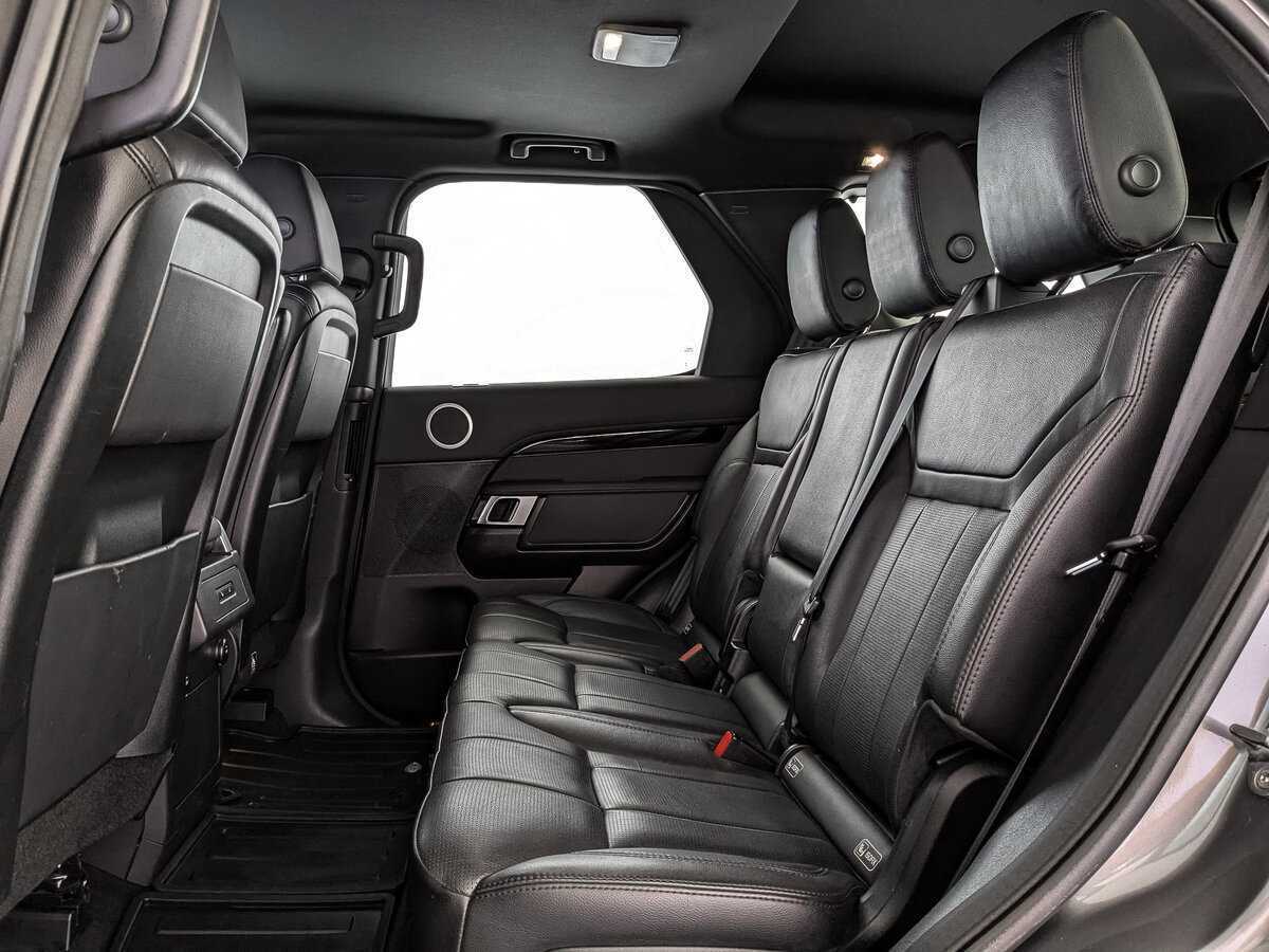 Land Rover Discovery 2017 года с пробегом. Фото: #11