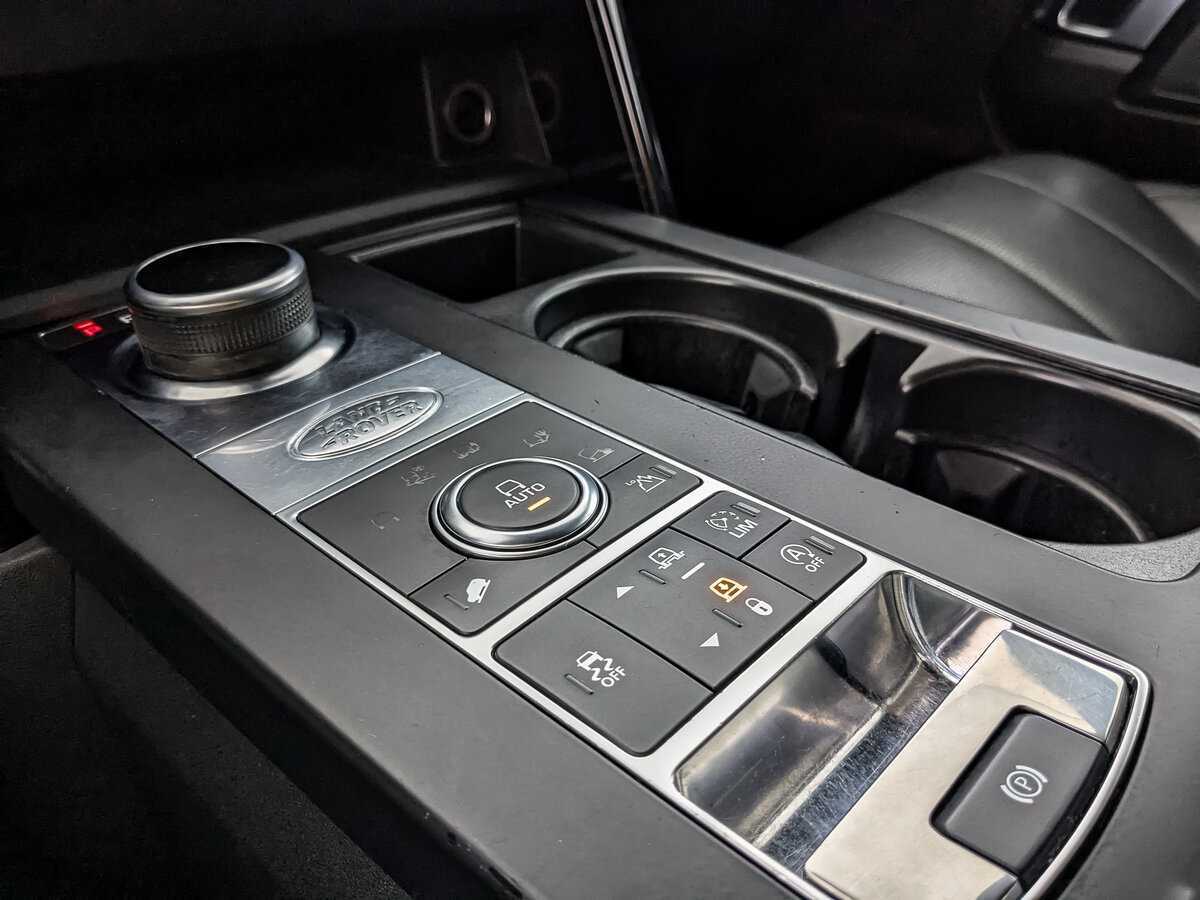 Land Rover Discovery 2017 года с пробегом. Фото: #25