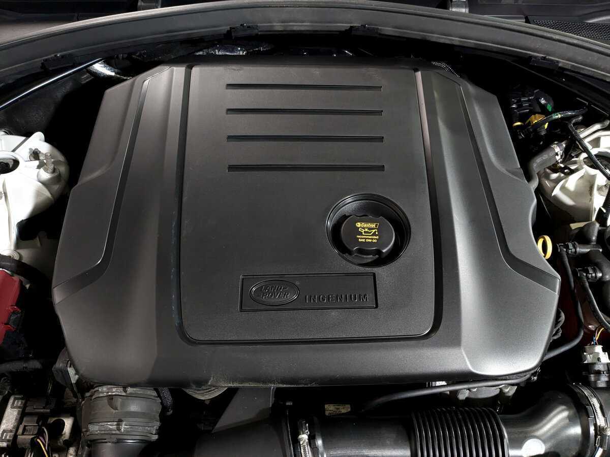 Land Rover Range Rover Velar 2019 года с пробегом. Фото: #8