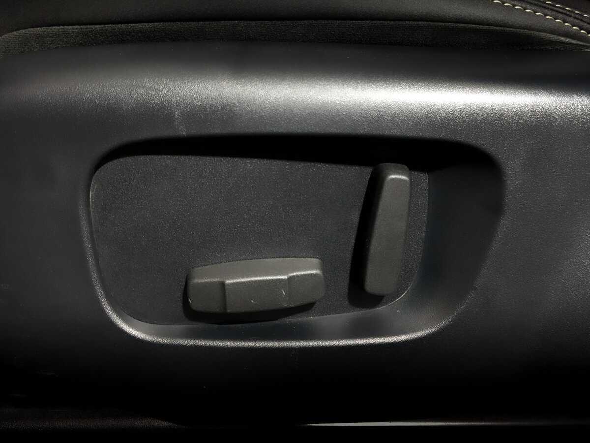 Land Rover Range Rover Velar 2019 года с пробегом. Фото: #20