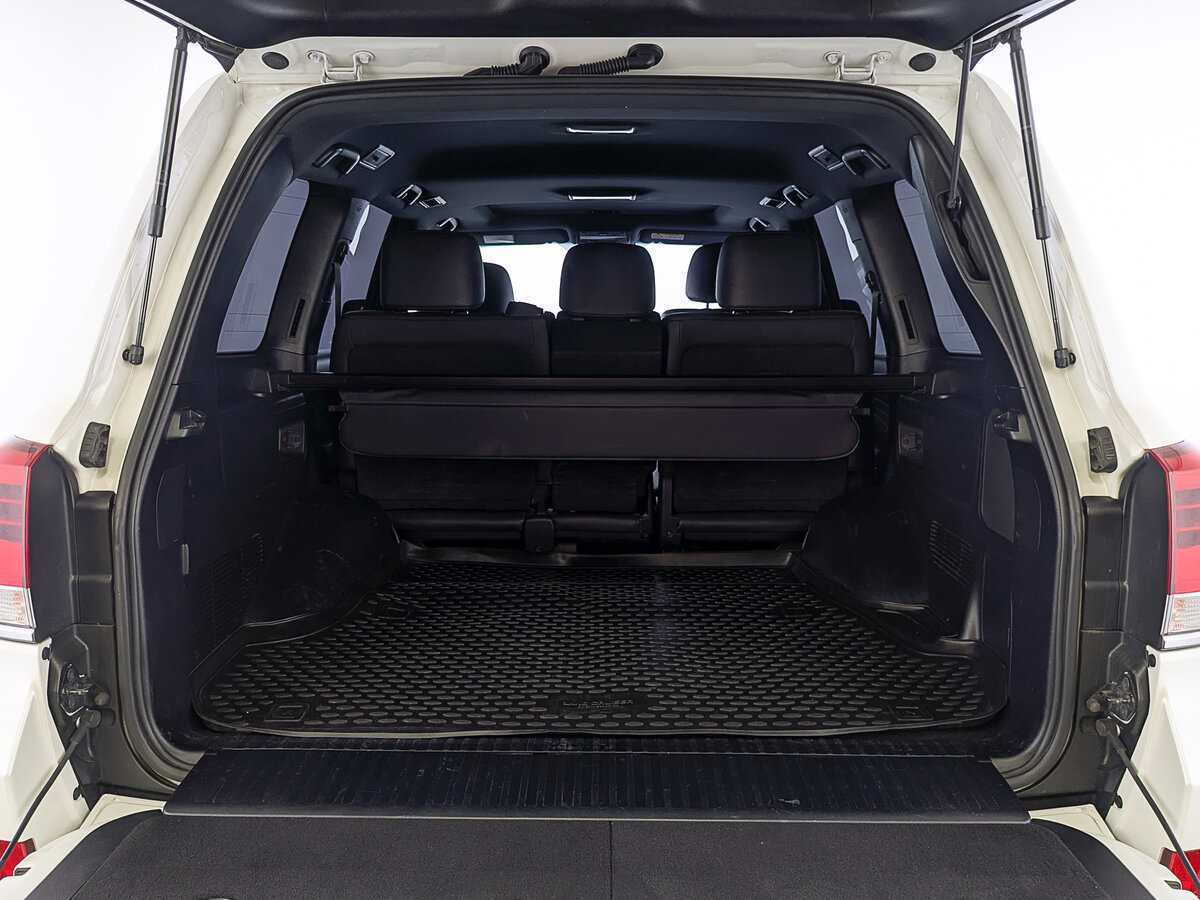 Toyota Land Cruiser 2019 года с пробегом. Фото: #9