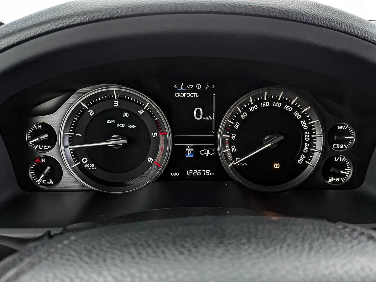 Toyota Land Cruiser 2019 года с пробегом. Фото: #13
