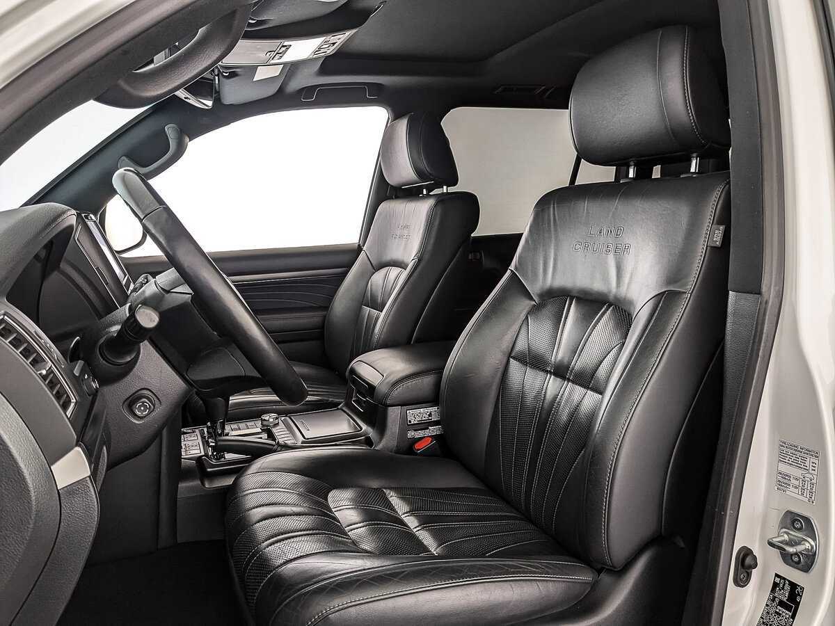 Toyota Land Cruiser 2019 года с пробегом. Фото: #17