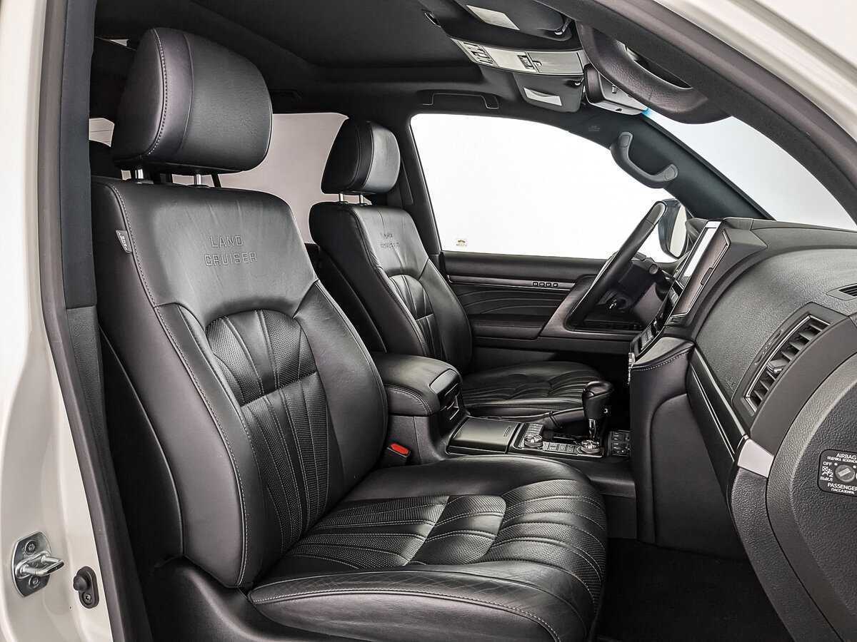 Toyota Land Cruiser 2019 года с пробегом. Фото: #20