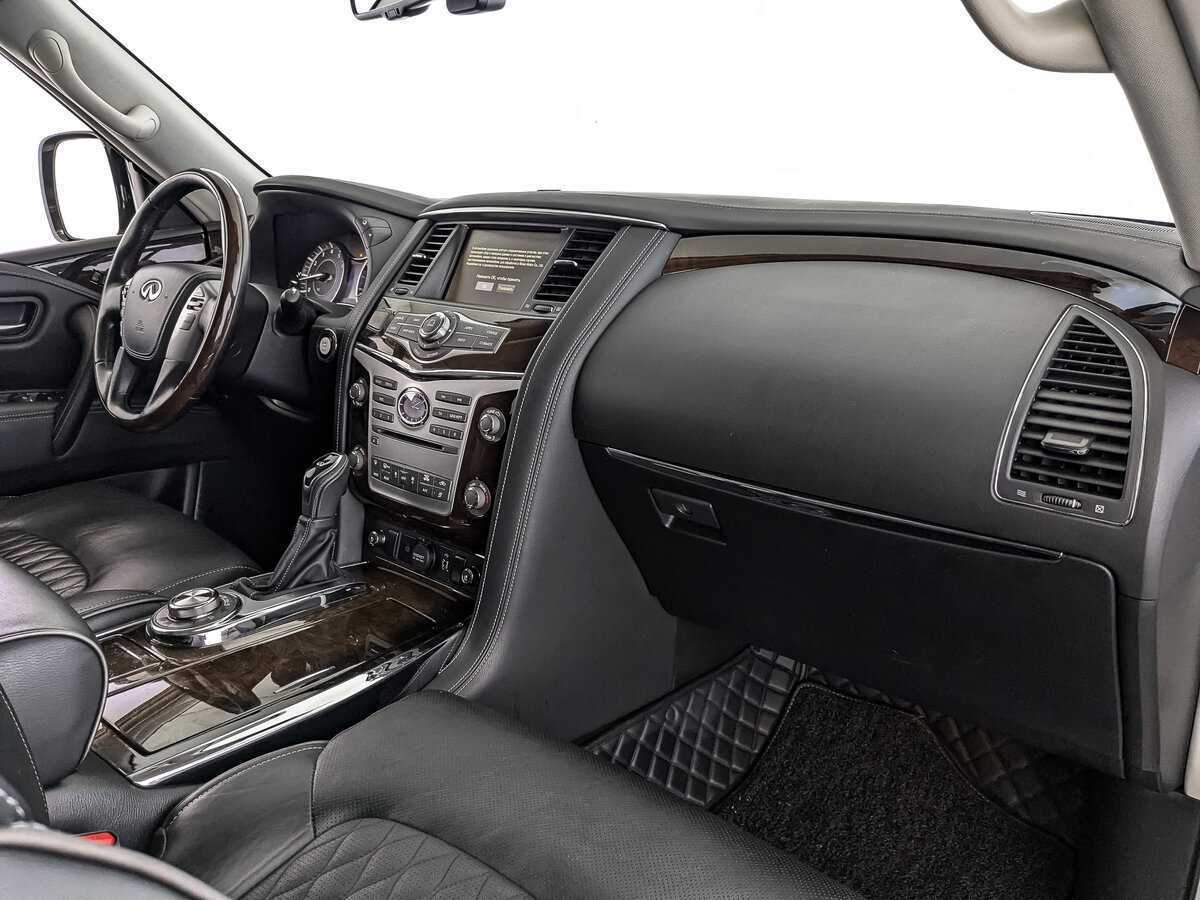 Infiniti QX80 2019 года с пробегом. Фото: #12