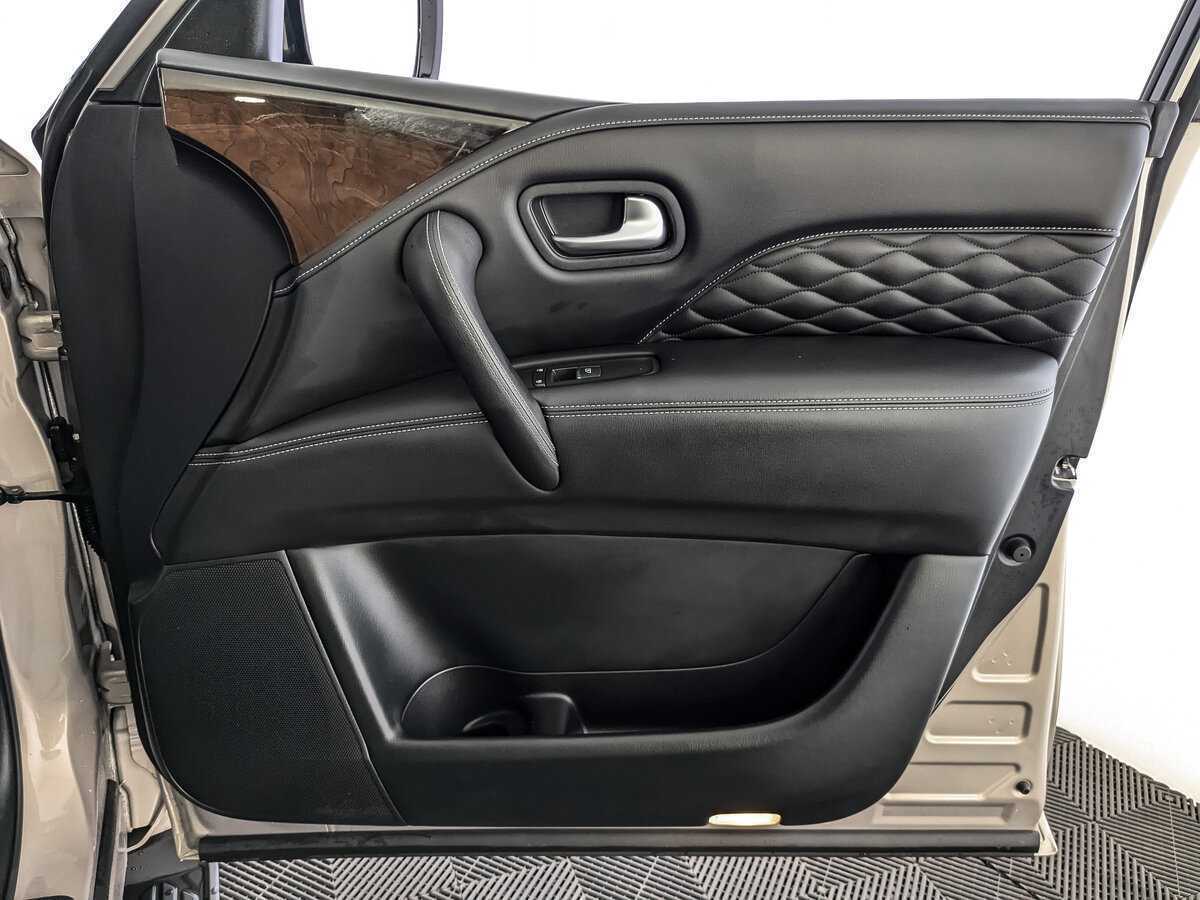 Infiniti QX80 2019 года с пробегом. Фото: #22