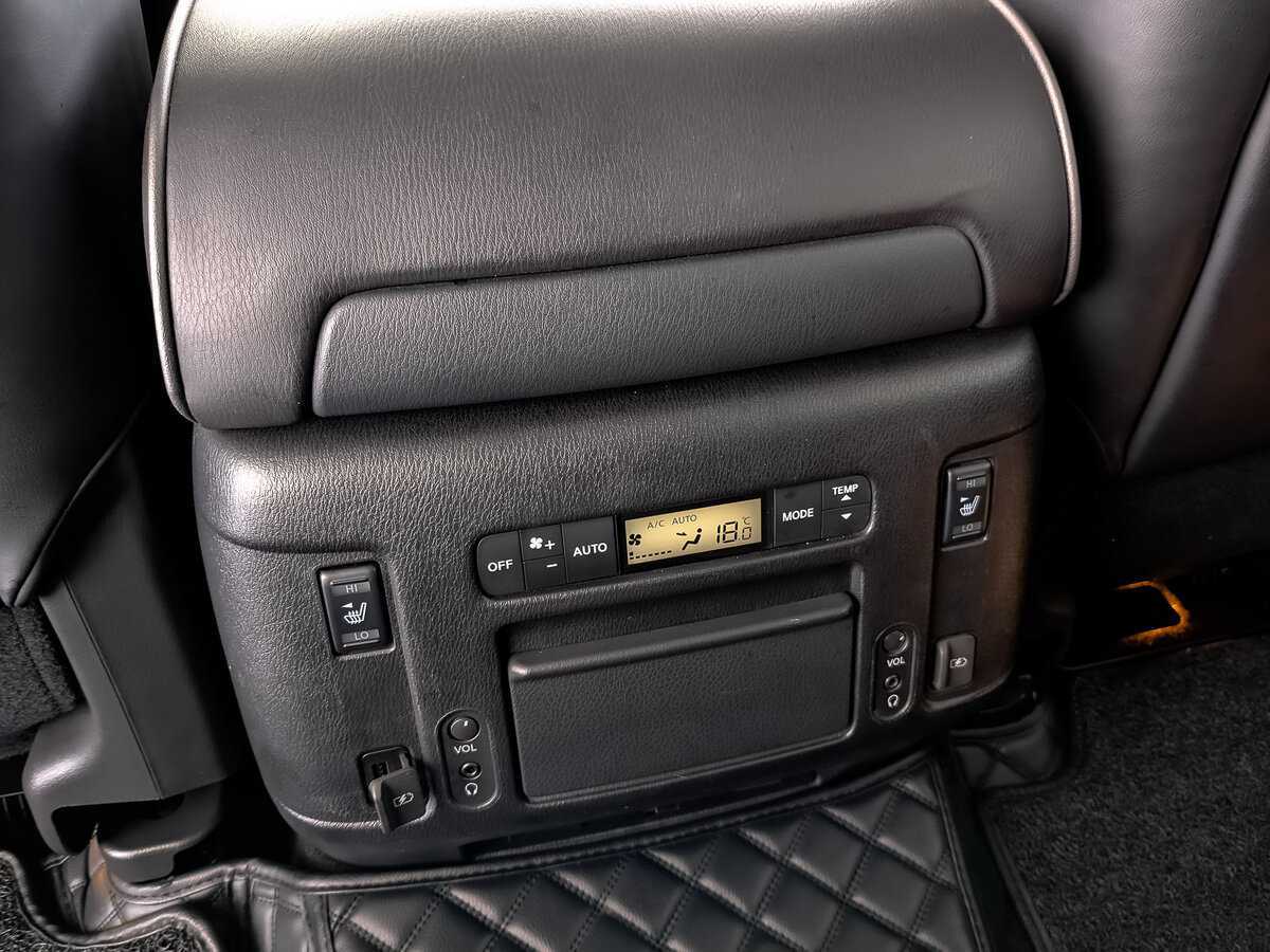 Infiniti QX80 2019 года с пробегом. Фото: #25