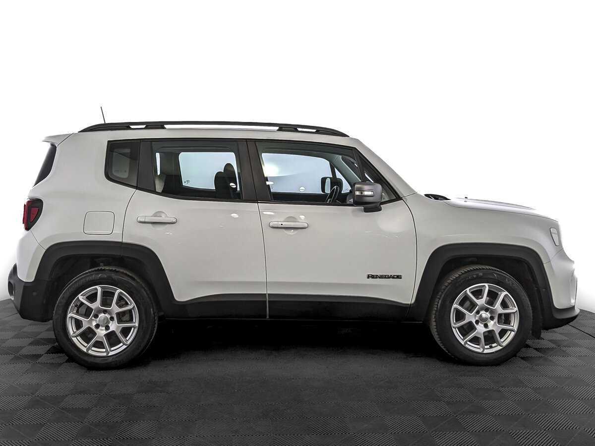Jeep Renegade 2019 года с пробегом. Фото: #3