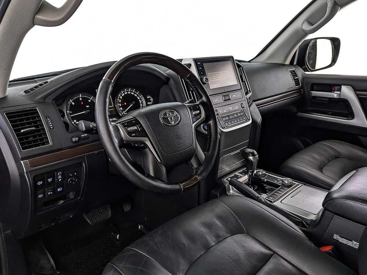 Toyota Land Cruiser 2019 года с пробегом. Фото: #14