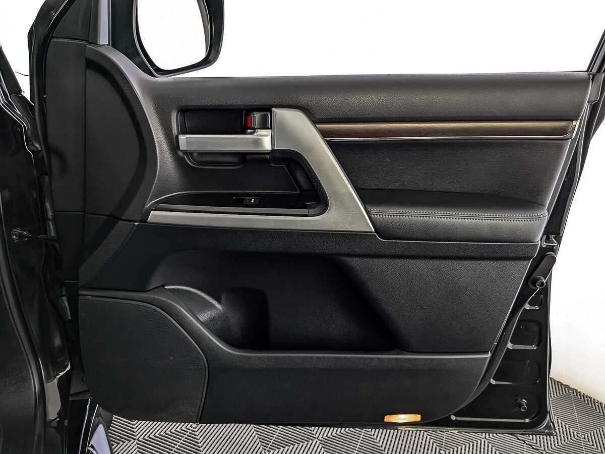 Toyota Land Cruiser 2019 года с пробегом. Фото: #24
