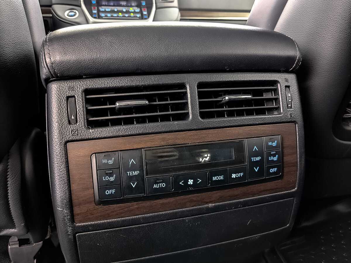 Toyota Land Cruiser 2019 года с пробегом. Фото: #26