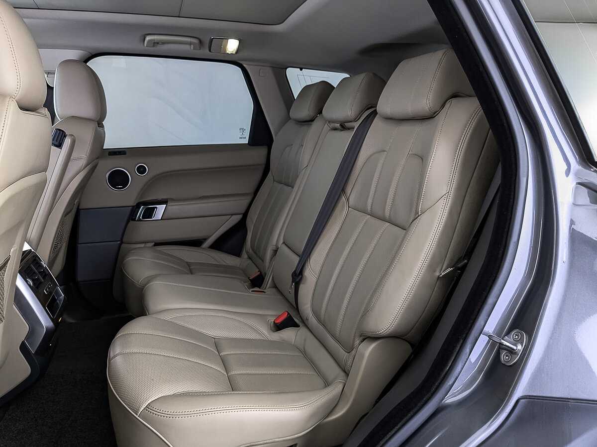 Land Rover Range Rover Sport 2016 года с пробегом. Фото: #11