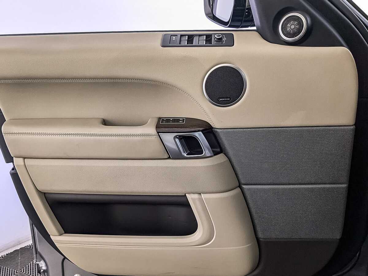 Land Rover Range Rover Sport 2016 года с пробегом. Фото: #18