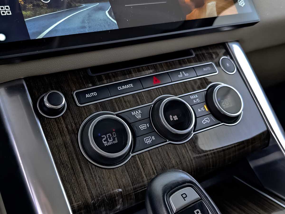 Land Rover Range Rover Sport 2016 года с пробегом. Фото: #26