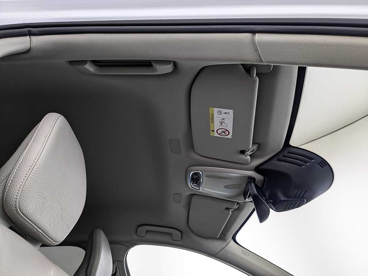 Volvo XC60 2018 года с пробегом. Фото: #22