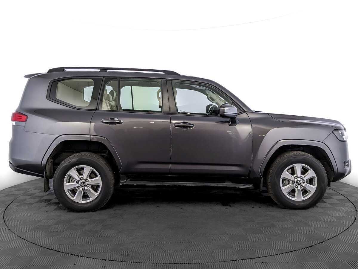 Toyota Land Cruiser 2023 года с пробегом. Фото: #3