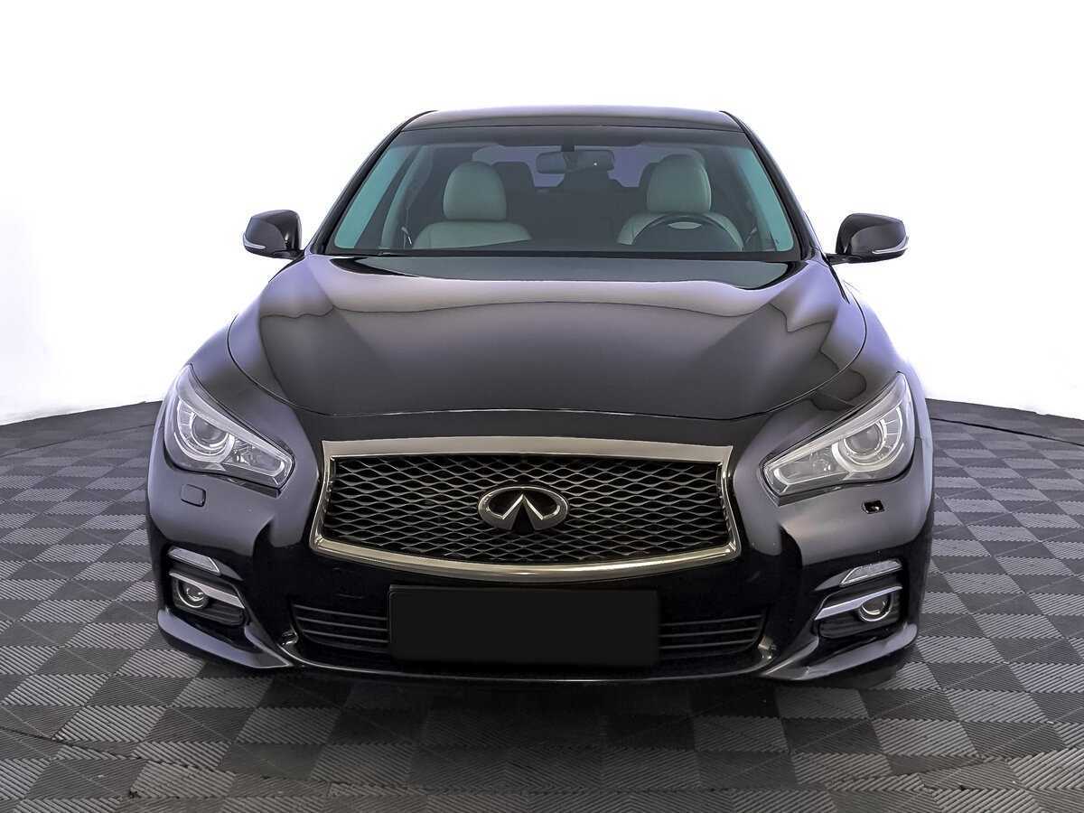 Infiniti Q50 2016 года с пробегом. Фото: #1