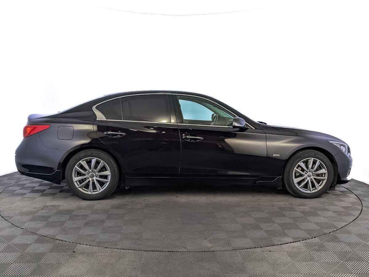 Infiniti Q50 2016 года с пробегом. Фото: #3