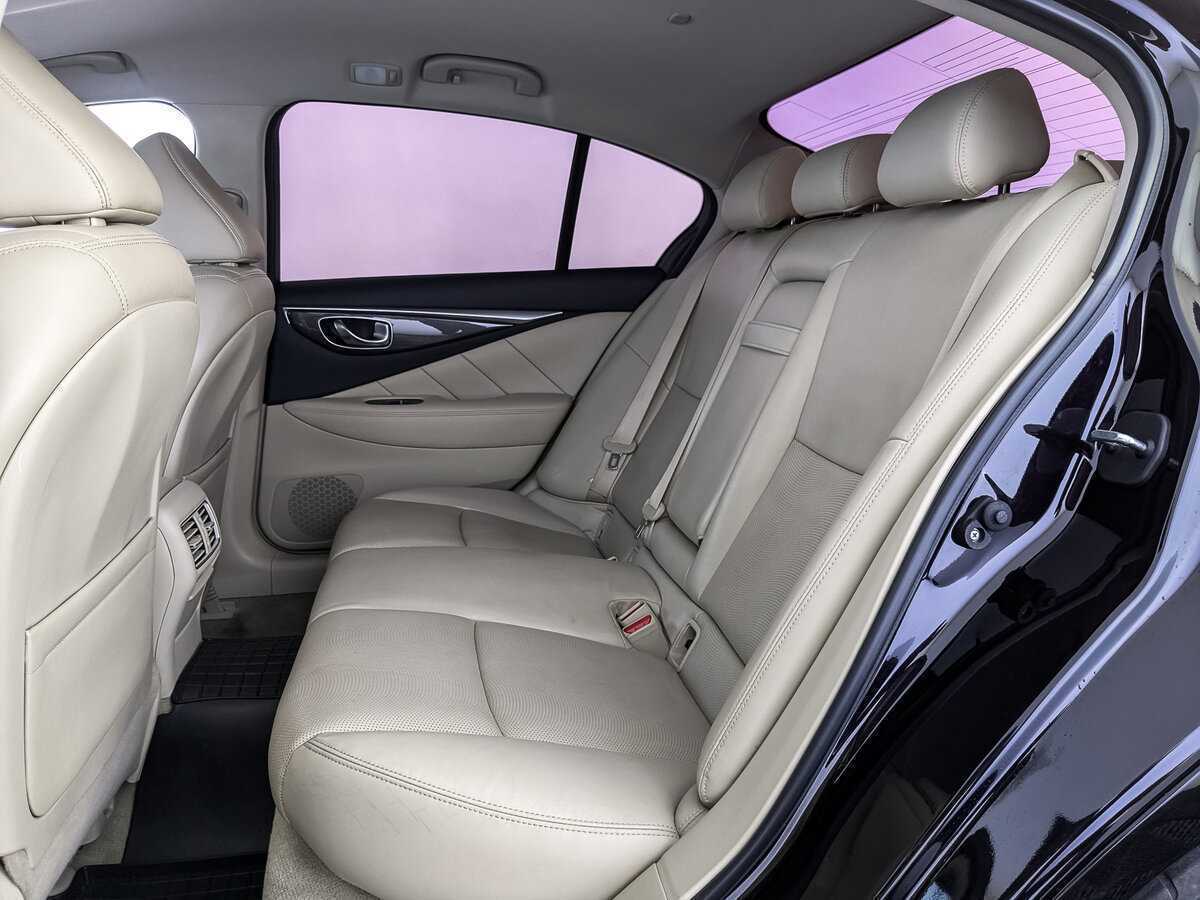 Infiniti Q50 2016 года с пробегом. Фото: #17