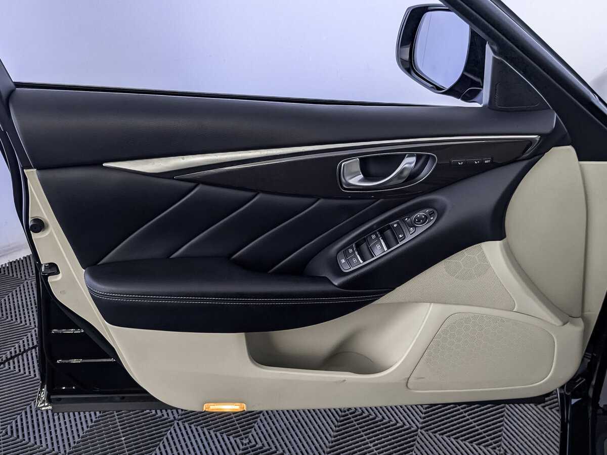 Infiniti Q50 2016 года с пробегом. Фото: #18