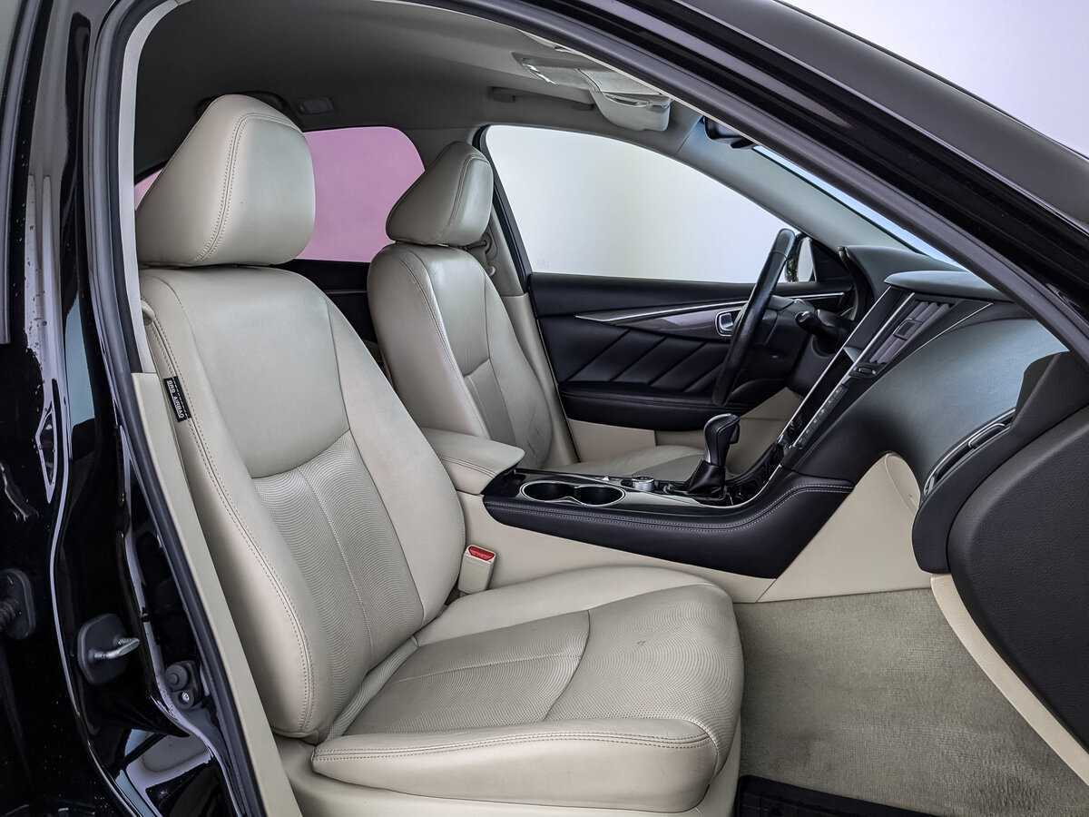 Infiniti Q50 2016 года с пробегом. Фото: #22