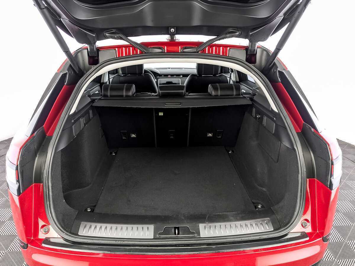 Land Rover Range Rover Velar 2018 года с пробегом. Фото: #9