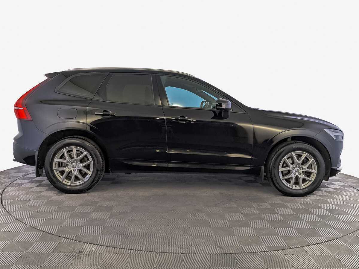 Volvo XC60 2018 года с пробегом. Фото: #3