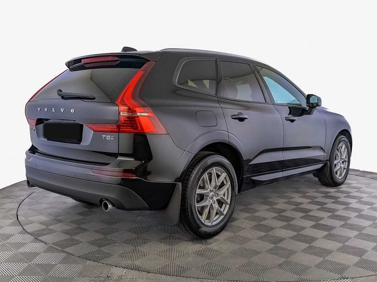 Volvo XC60 2018 года с пробегом. Фото: #4