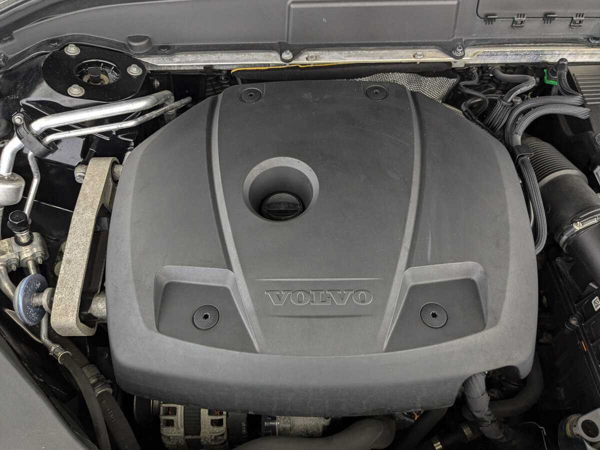 Volvo XC60 2018 года с пробегом. Фото: #8