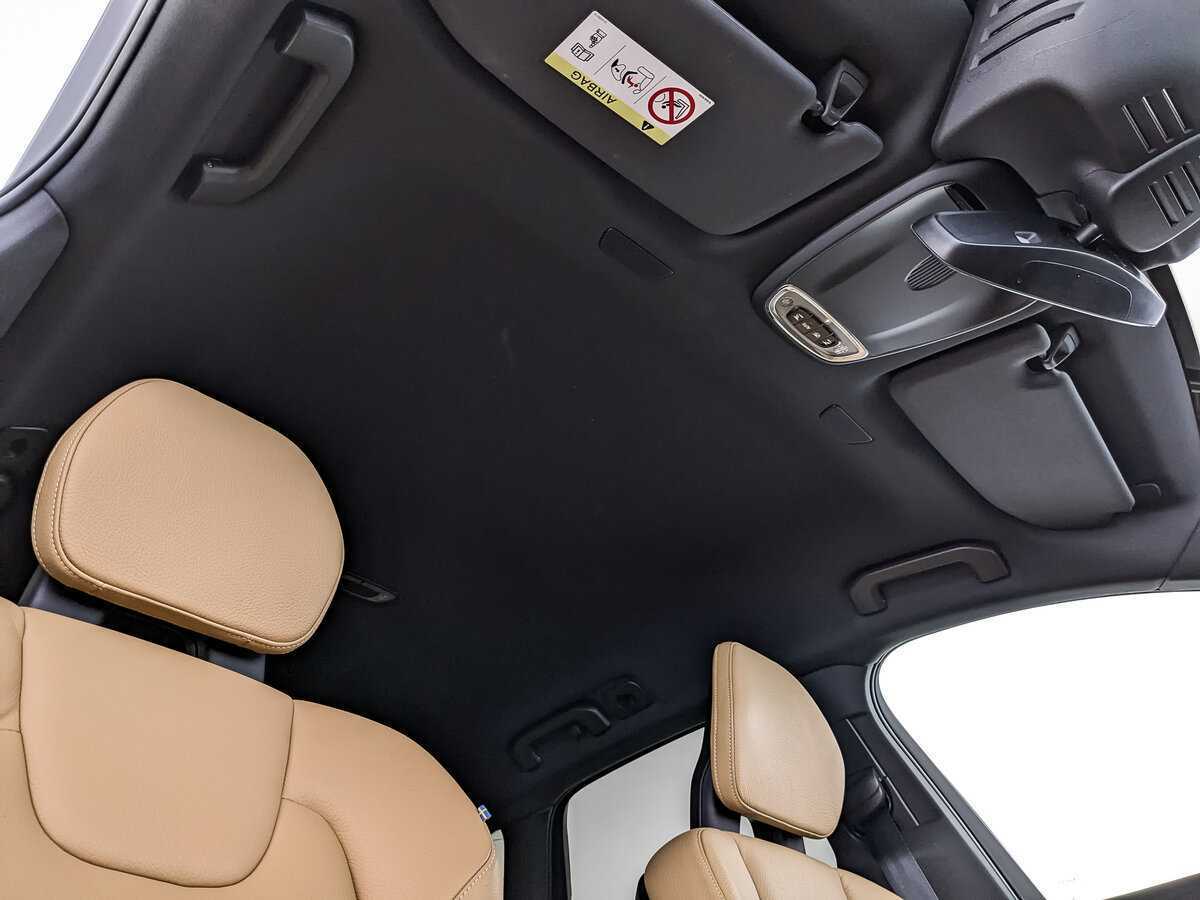 Volvo XC60 2018 года с пробегом. Фото: #20