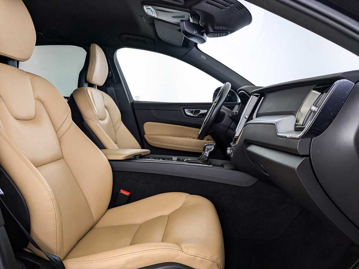 Volvo XC60 2018 года с пробегом. Фото: #21