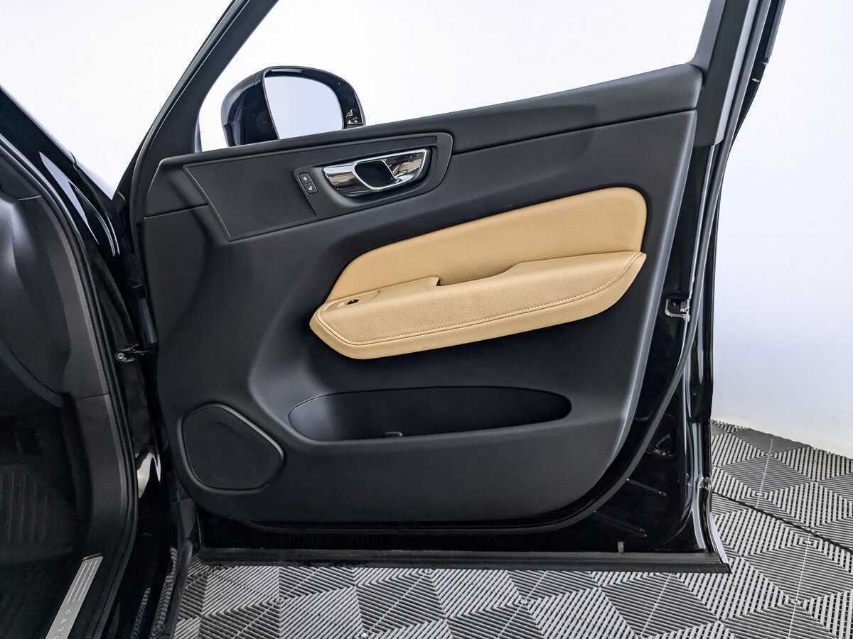 Volvo XC60 2018 года с пробегом. Фото: #22