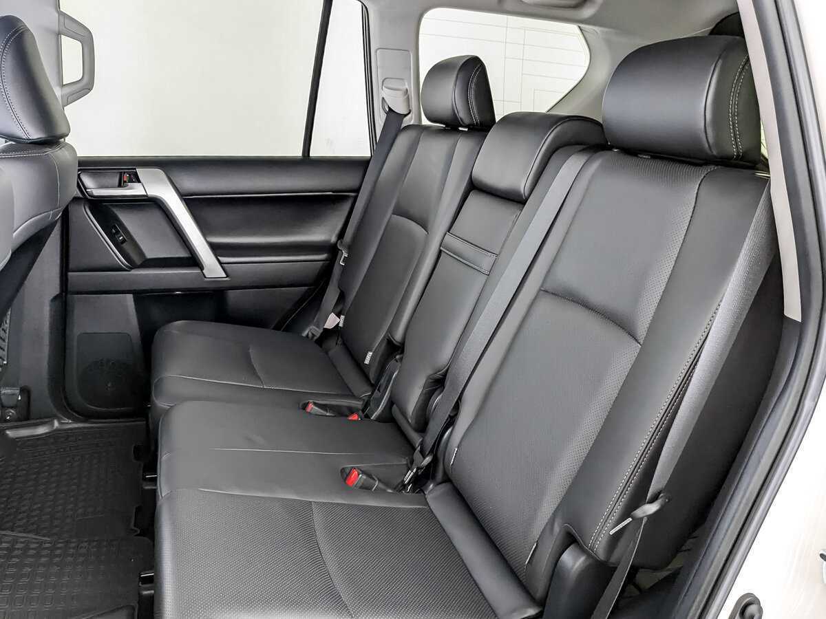 Toyota Land Cruiser Prado 2021 года с пробегом. Фото: #11