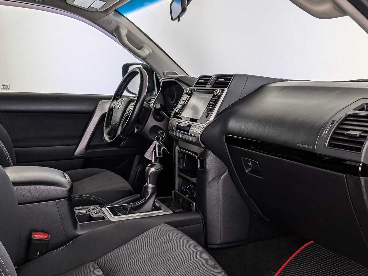 Toyota Land Cruiser Prado 2020 года с пробегом. Фото: #12