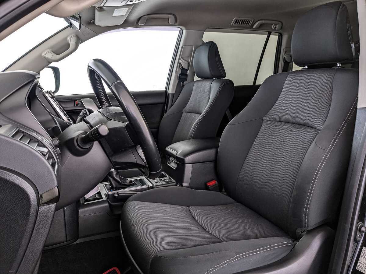 Toyota Land Cruiser Prado 2020 года с пробегом. Фото: #19