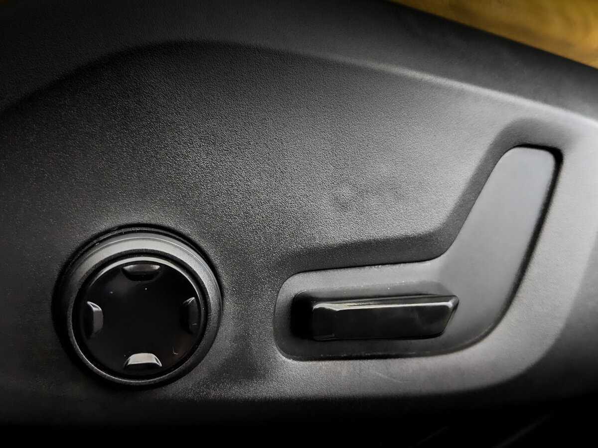 Volvo XC60 2018 года с пробегом. Фото: #20