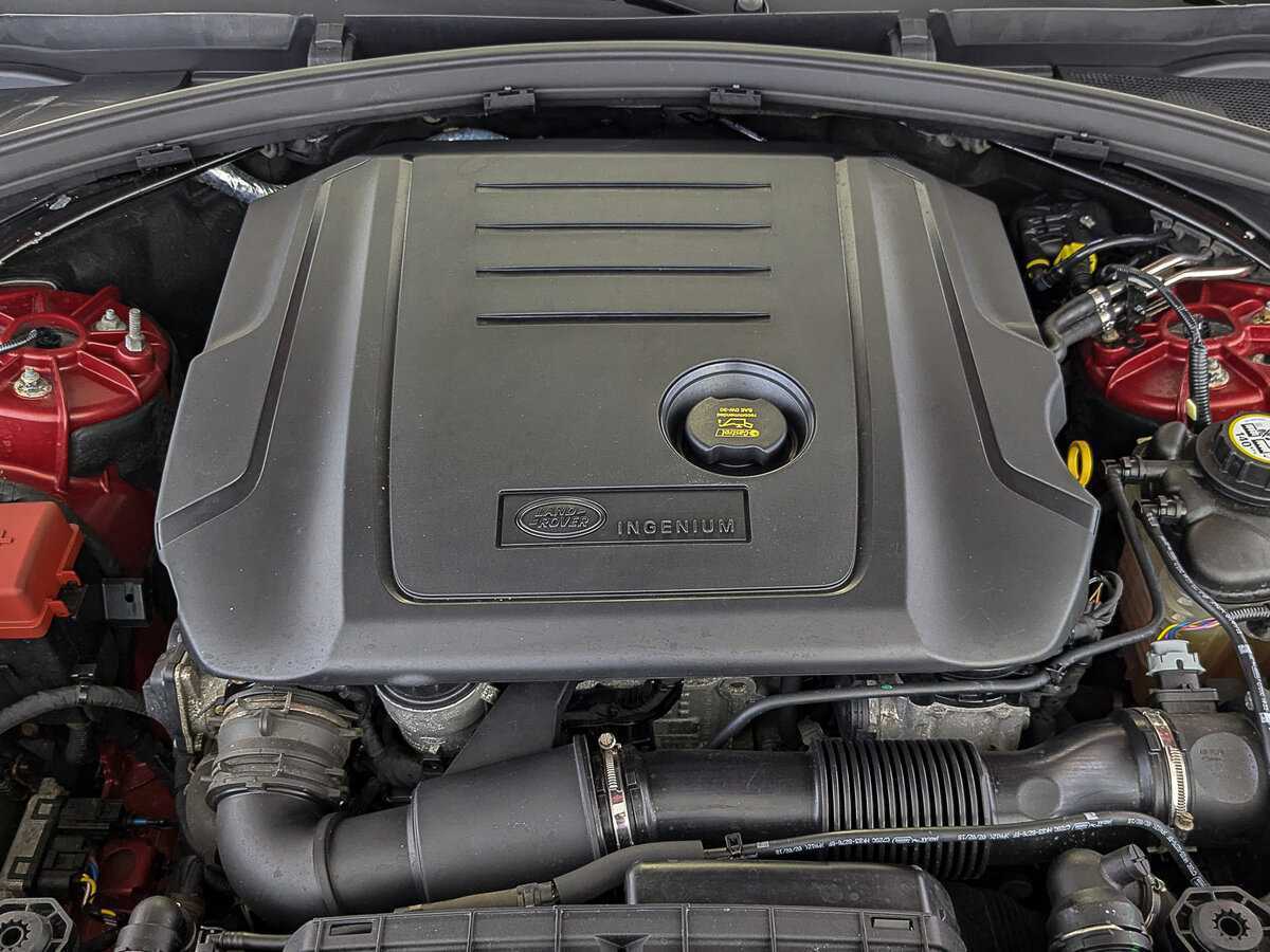 Land Rover Range Rover Velar 2018 года с пробегом. Фото: #8