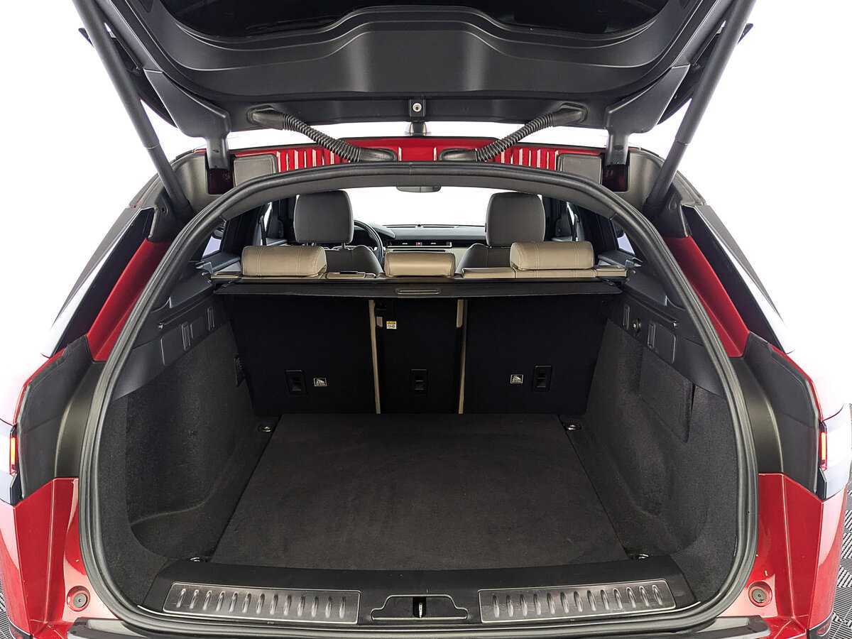 Land Rover Range Rover Velar 2018 года с пробегом. Фото: #9