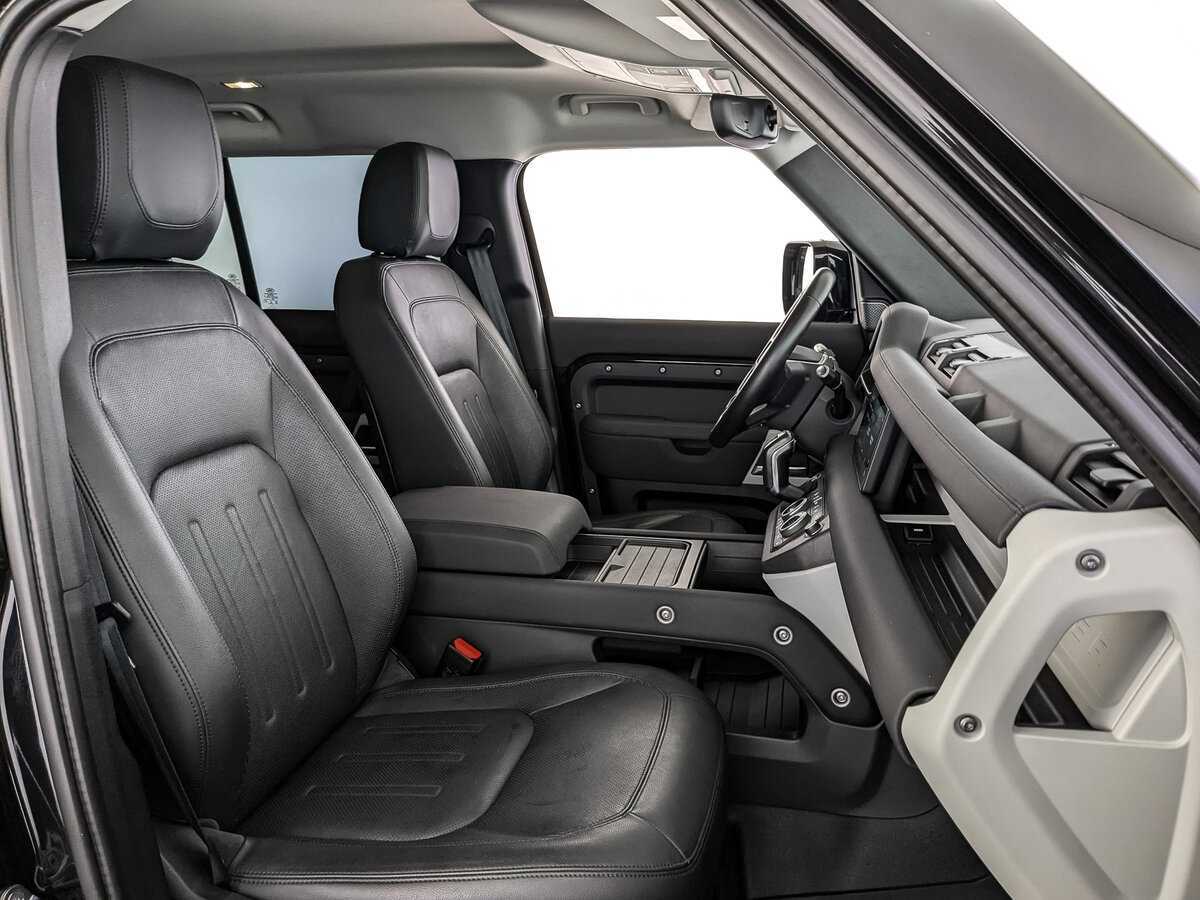 Land Rover Defender 2021 года с пробегом. Фото: #22