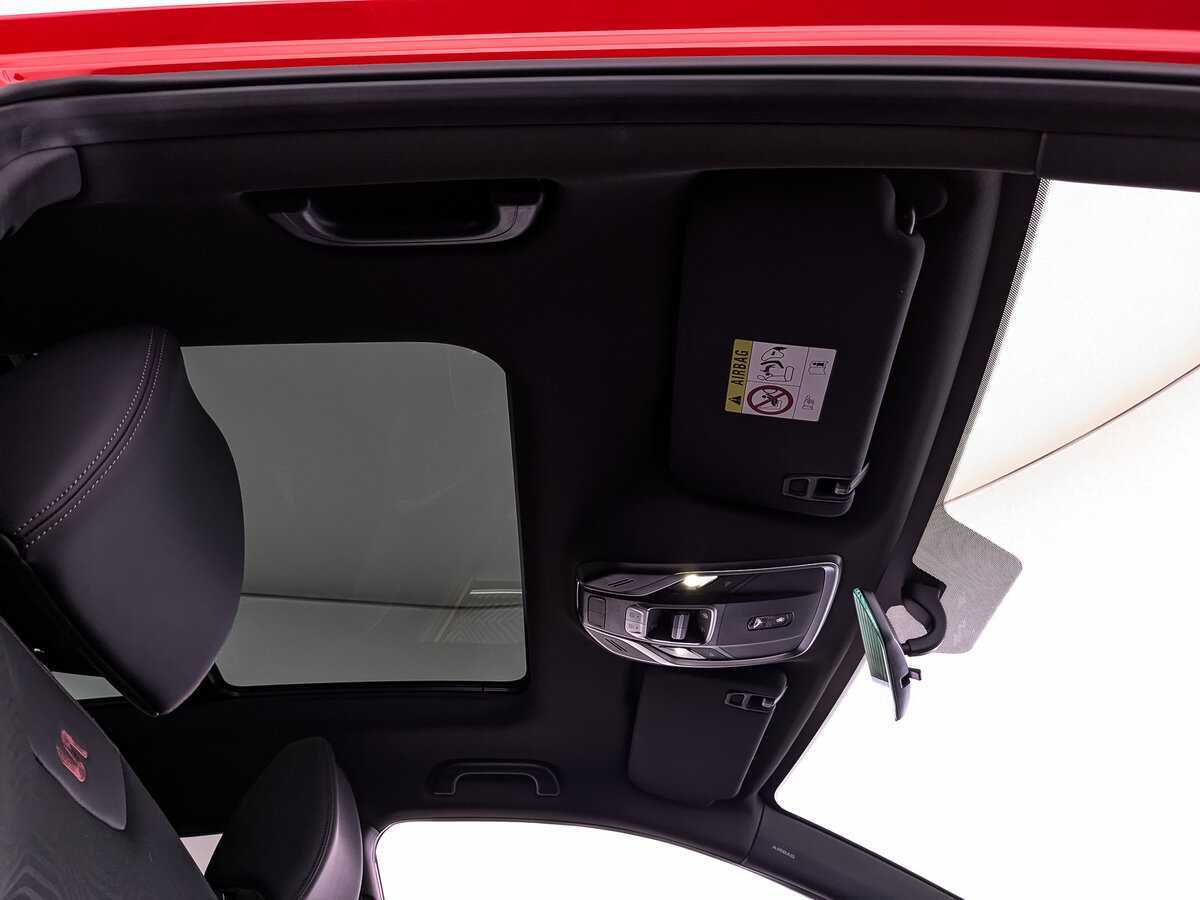 Geely Coolray 2023 года с пробегом. Фото: #22