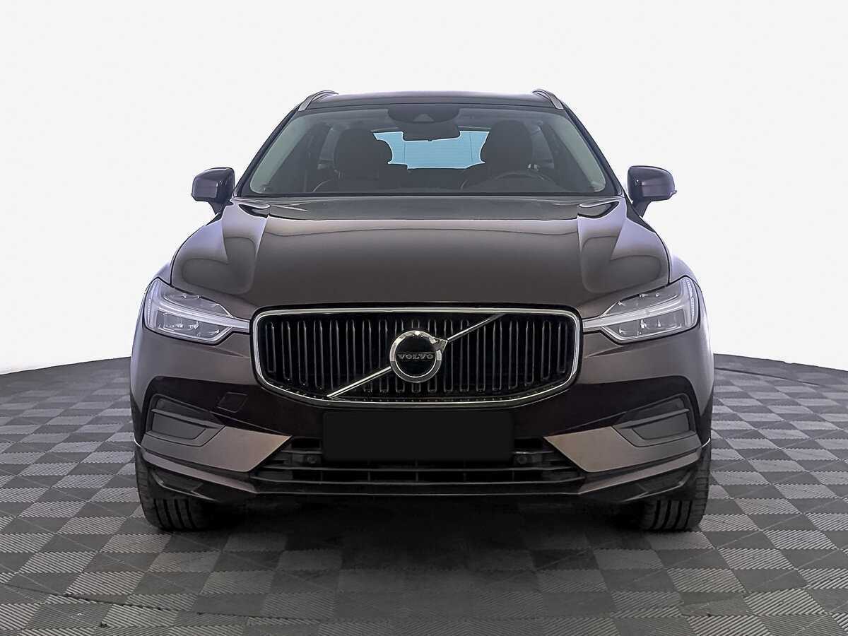 Volvo XC60 2018 года с пробегом. Фото: #1
