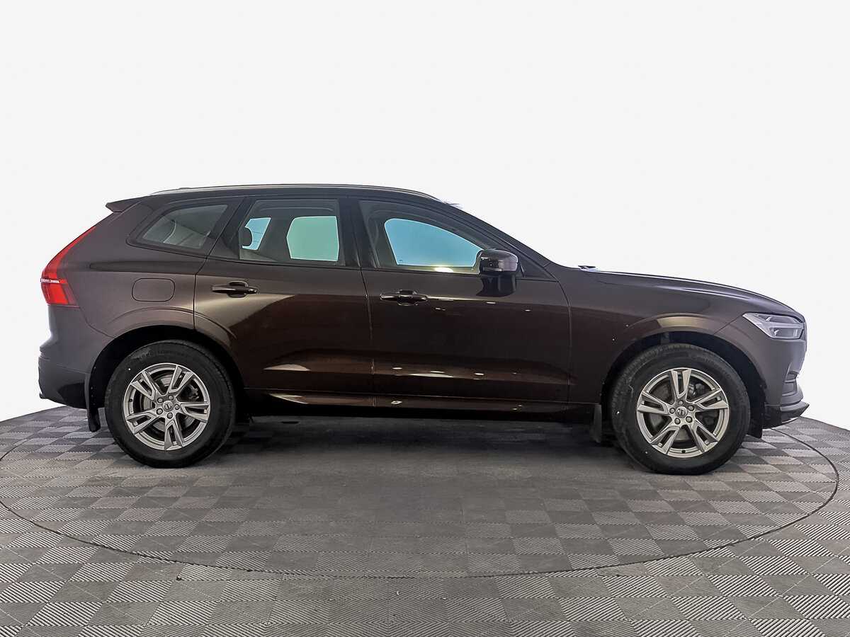 Volvo XC60 2018 года с пробегом. Фото: #3