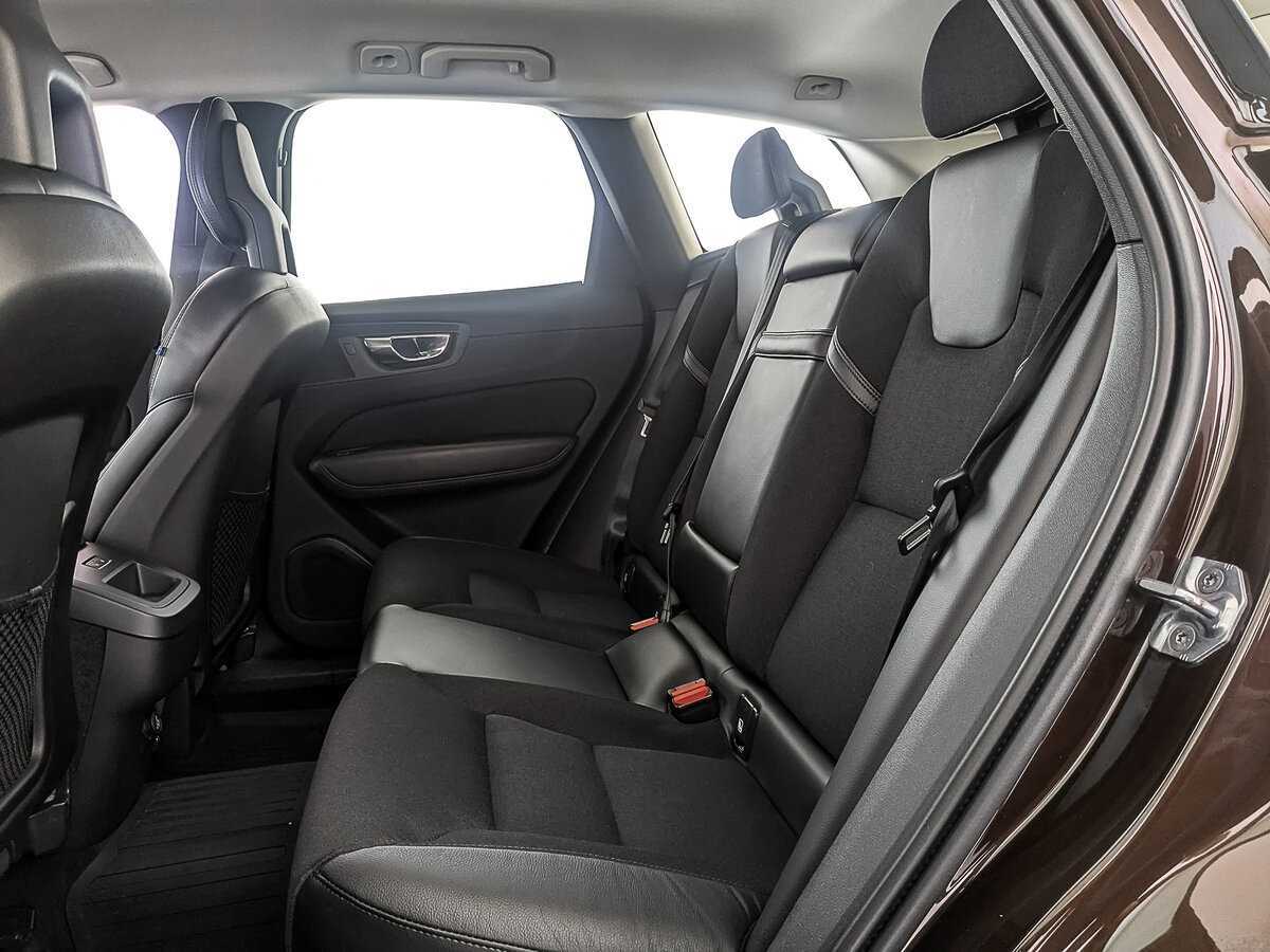 Volvo XC60 2018 года с пробегом. Фото: #14