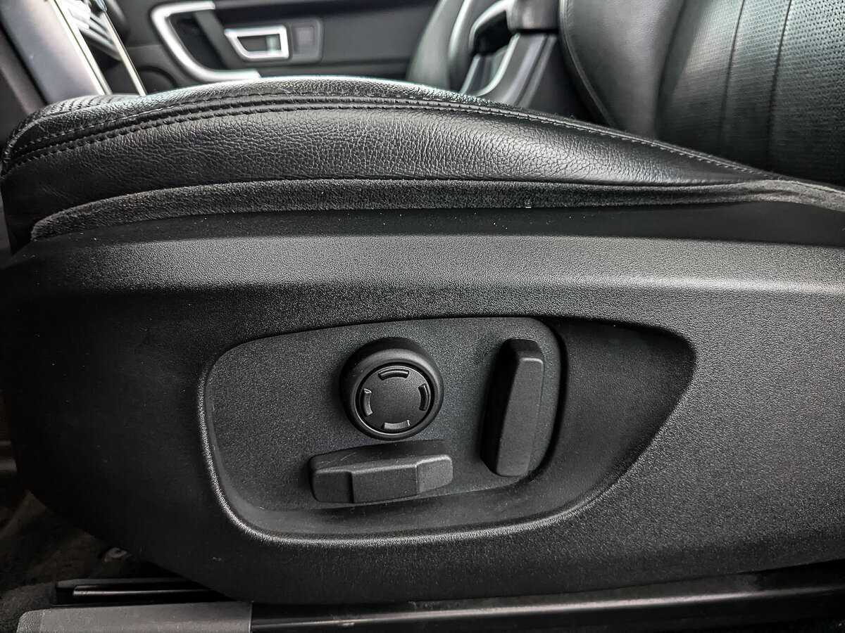 Land Rover Discovery Sport 2019 года с пробегом. Фото: #23