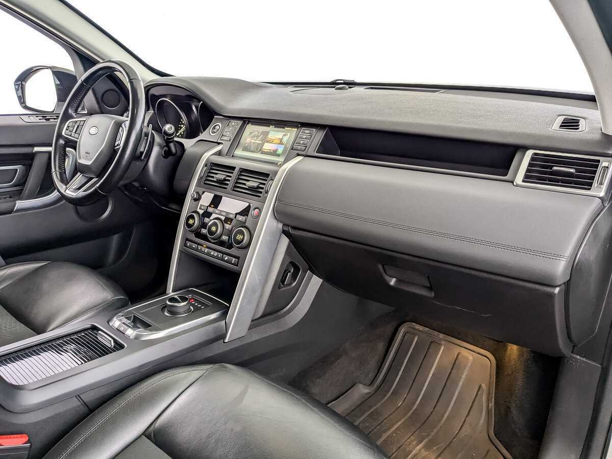 Land Rover Discovery Sport 2018 года с пробегом. Фото: #10