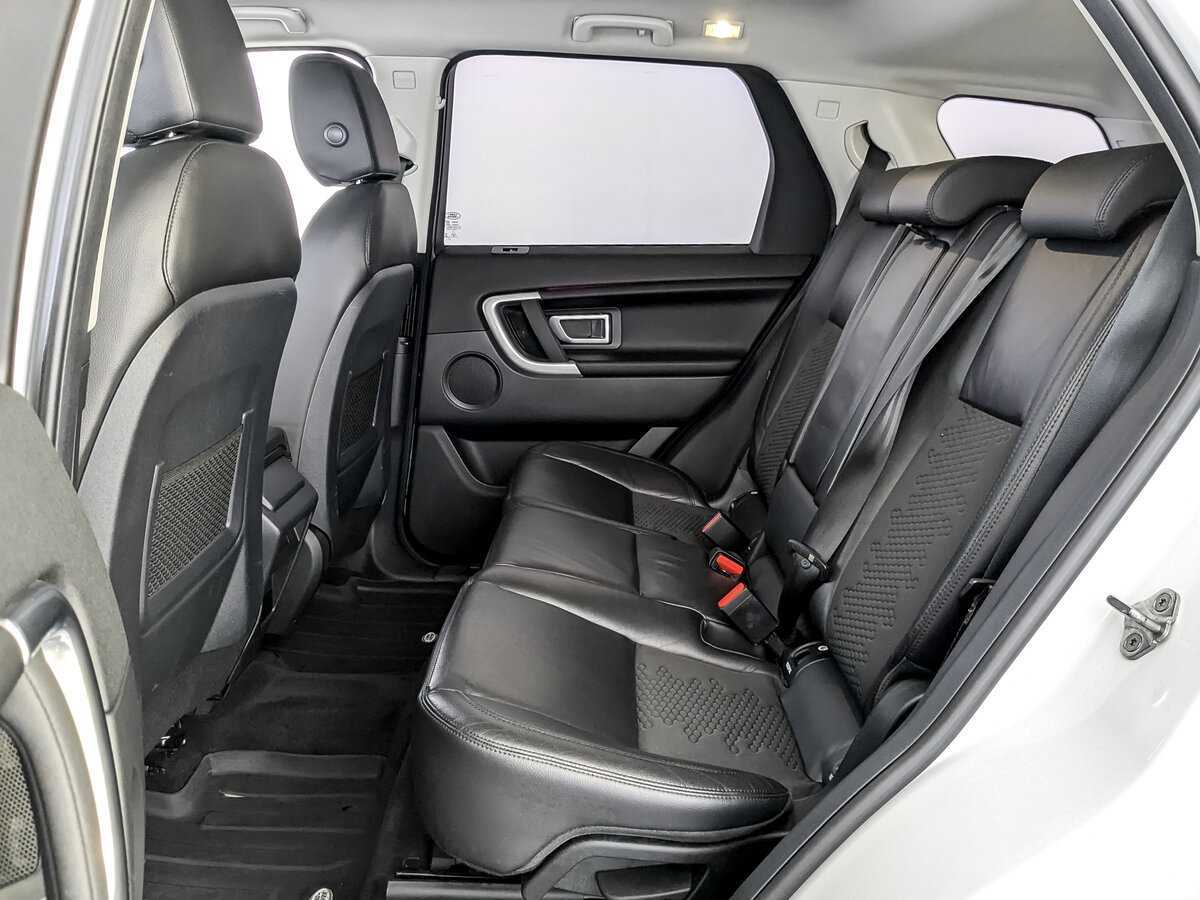 Land Rover Discovery Sport 2018 года с пробегом. Фото: #11