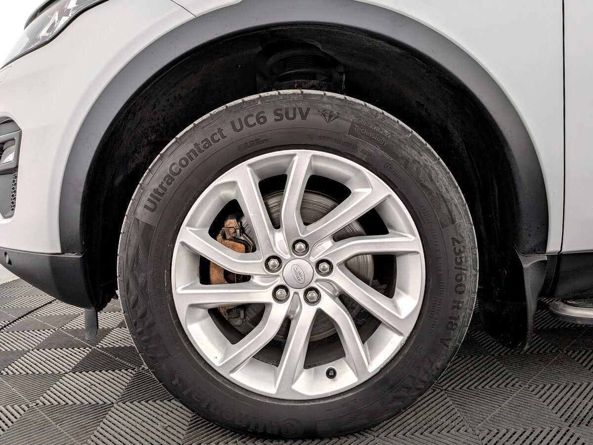 Land Rover Discovery Sport 2018 года с пробегом. Фото: #17